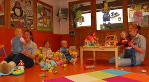 http://www.skibeat.co.uk/ski-resorts-chalets-child-care-creche-sevice.asp