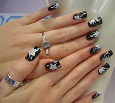 http://www.funkytrend.com/tag/nail-art/